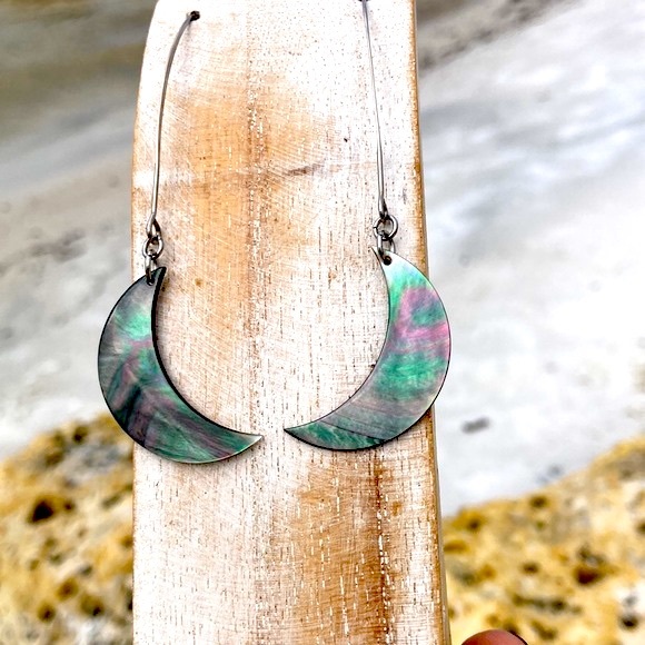Abalone Holographic Rainbow Stainless Steel Earrings - Picture 4 of 6
